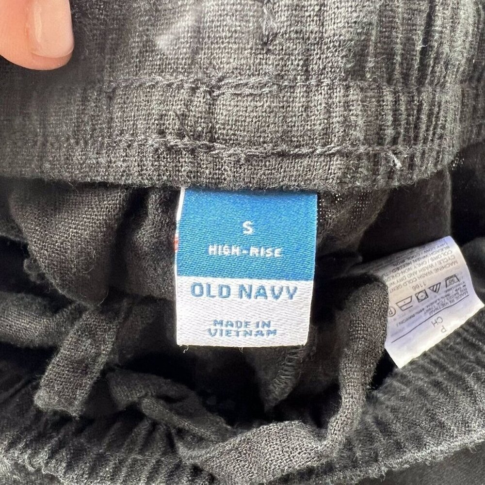 Old Navy High Rise Linen Blend Shorts in Black Jack - Picture 8 of 10